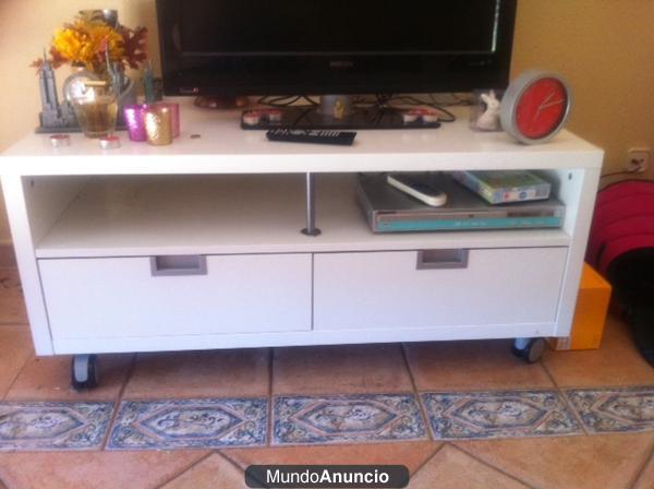 VENDO LOTE DE MUEBLES Y ELECTRODOMESTICOS