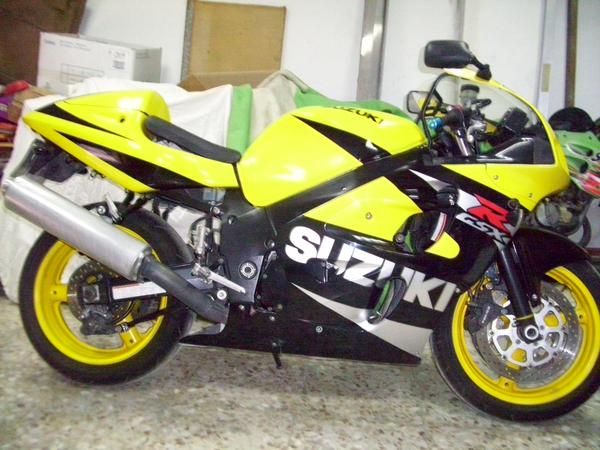 vendo suzuki gsx r 600