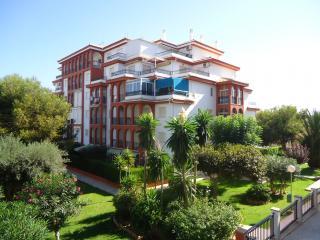 Apartamento en residencia : 4/4 personas - piscina - vistas a mar - torrevieja  alicante (provincia de)  comunidad valen