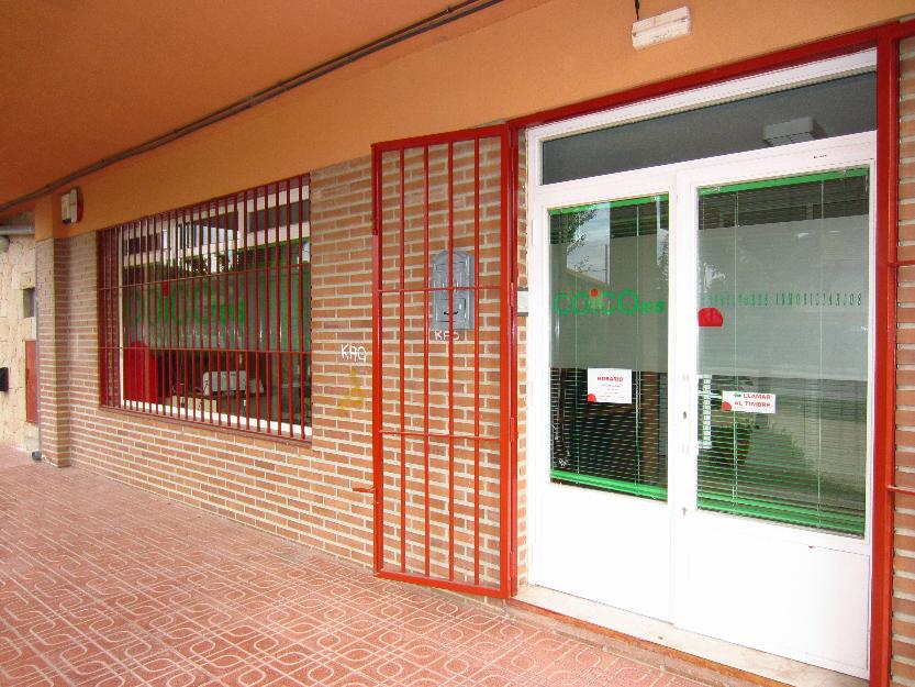 Local comercial en venta en los molinos c/ calvario, 6-150m2.