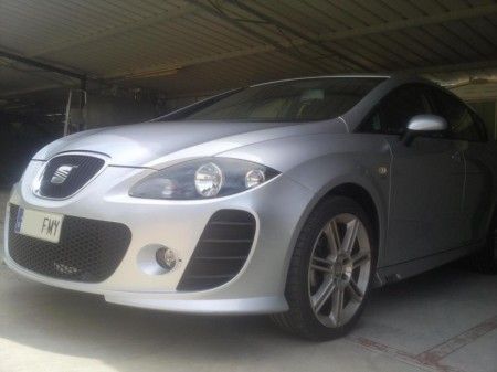 SEAT LEON 2.0TDI 140CV KIT AERODINáMICO - BARCELONA