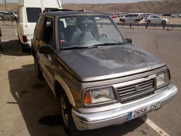 SuzukiGRAND vitara con el morro quemado