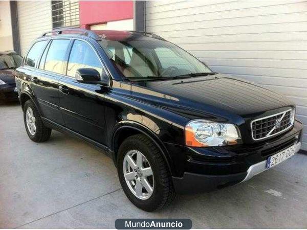 Volvo XC 90 2.4 D5 MOMENTUM