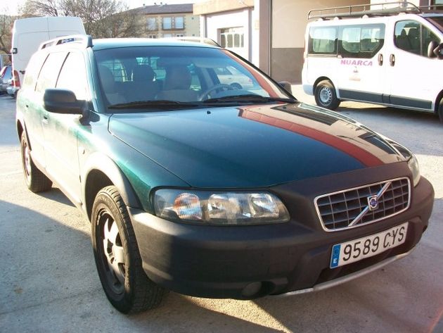 VOLVO XC70 2.5 T AWD CROSS CROUNTRY