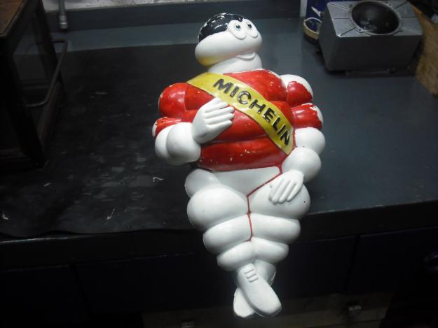 muñeco bibendum michelin