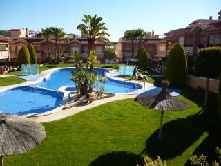 Apartamento en residencia : 6/6 personas - piscina - vistas a mar - santa pola  alicante (provincia de)  comunidad valen