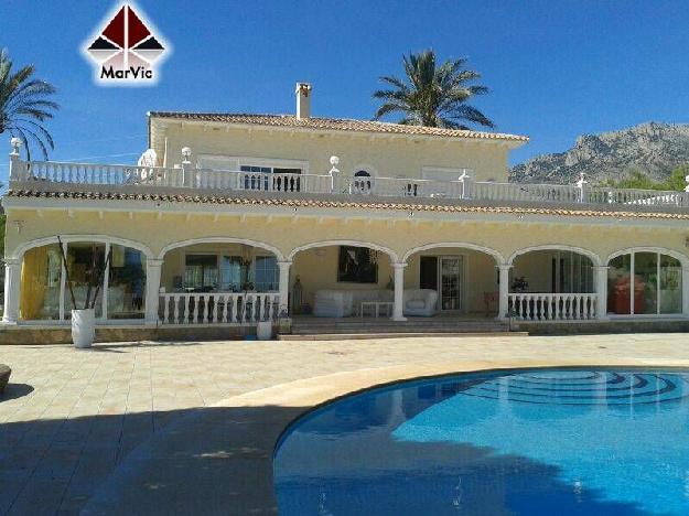 Chalet en venta en Nucia (la), Alicante (Costa Blanca)