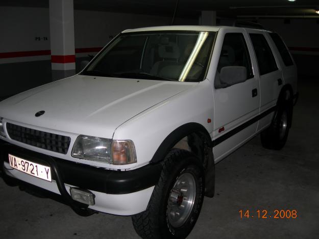 vendo opel frontera 2.4 i