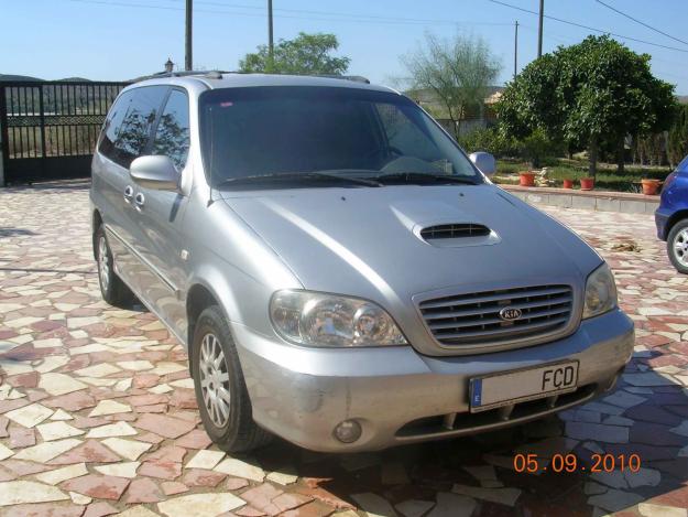 KIA CARNIVAL CRDI EX DIESEL.