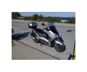 YAMAHA X-MAX