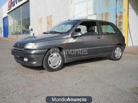 Renault Clio CLIO 1.8 BACCARA