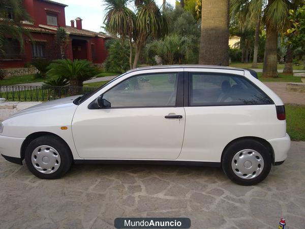 VENDO SEAT IBIZA 1.4