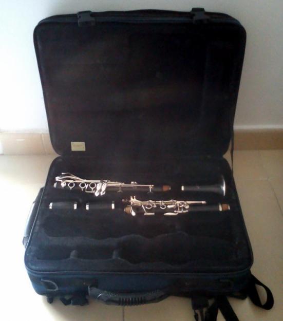 Vendo Clarinete en La Selmer Signature