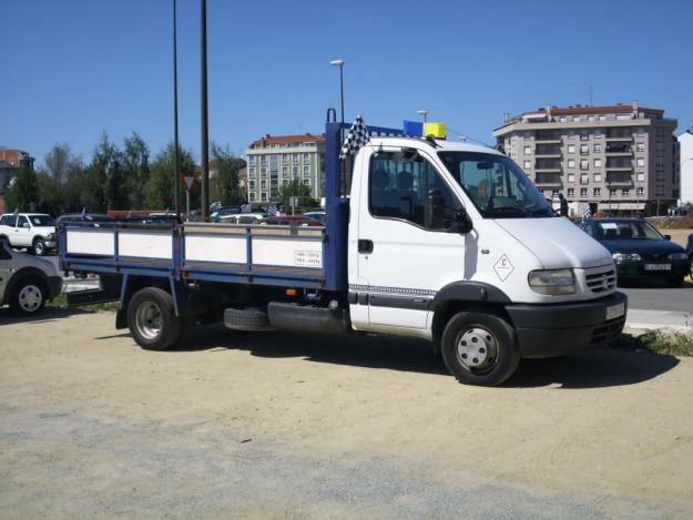 --RENAULT en TALLERES J.LEMA---Concesionario Multimarca