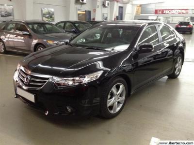 Honda Accord 2.2i-DTEC Executive- Piel