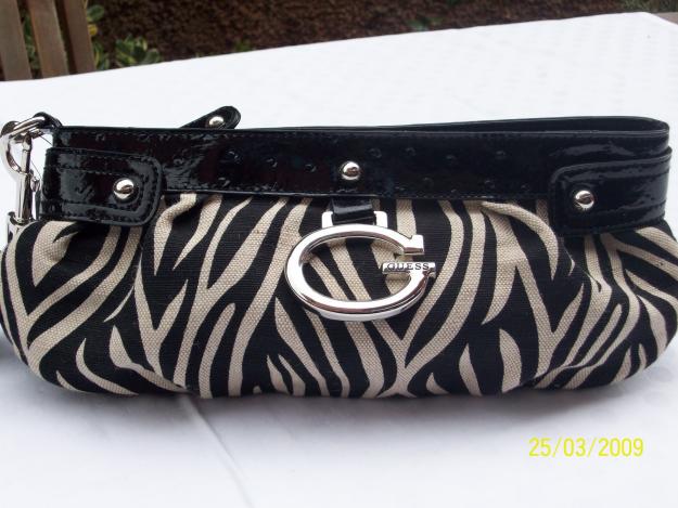 BOLSO GUESS - NUEVO