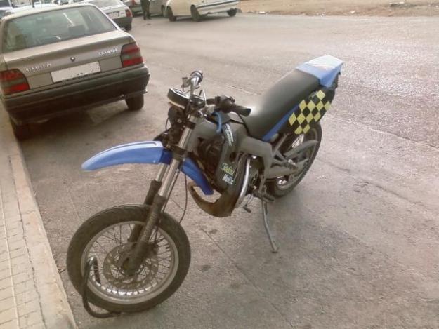 Se vende moto de 50cc