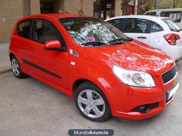 SE VENDE CHEVROLET AVEO. 1.2 16V, 84CV ANO 2010. 10500KM