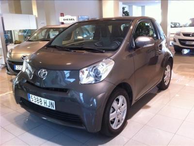 Toyota iQ 1.0 VVT-i Multidrive