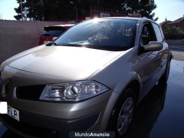 Renault Megane Berlina Authentique dCi 85 eco