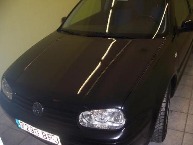 Venta de coche Volkswagen Golf 1.9 Highline Tdi 25 Aniv '01 en Sabadell