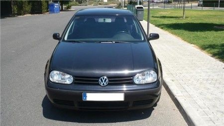 VOLKSWAGEN GOLF 1.9 TDI ADVANCE 110CV - Sevilla