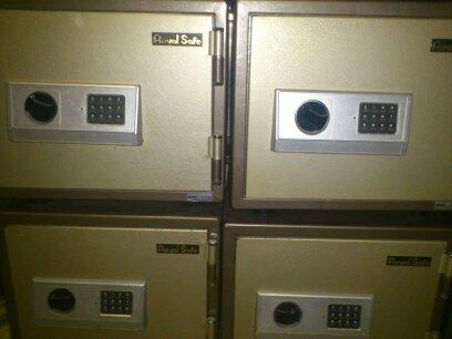 Se venden cajas fuertes royal safe