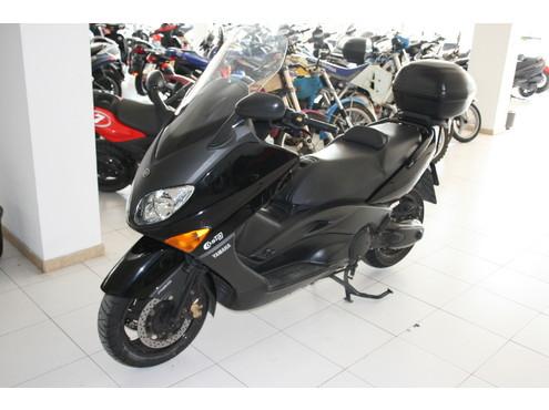 Yamaha TMax 6500€