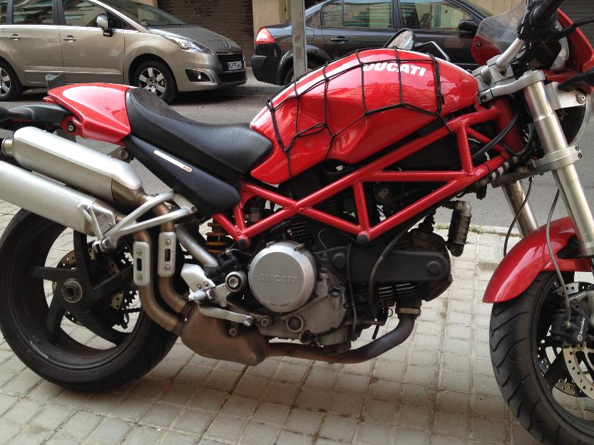 Ducati Monster S2R 800