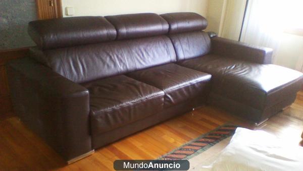 Sofa de cuero casi nuevo