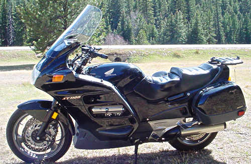 Vendo  honda st 1100 pan european - 3000 euros