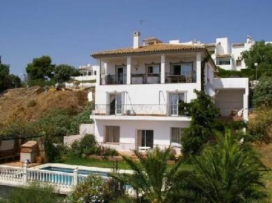 Chalet con 6 dormitorios se vende en Mijas Costa, Costa del Sol