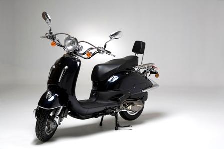 Cooltra Cruiser 125 cc por sólo 999€ - Incluye accesorio