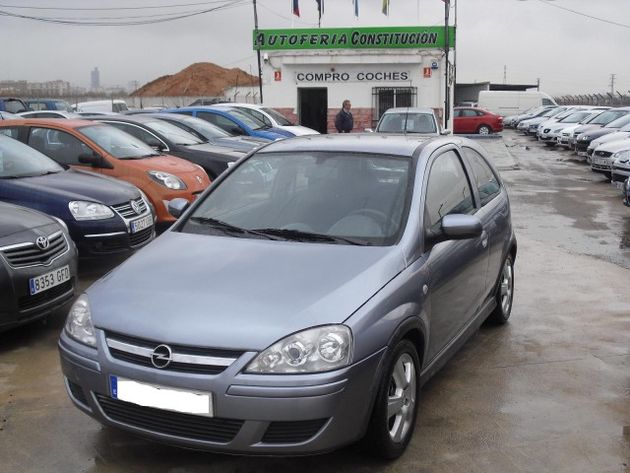 OPEL Corsa 1.2 Sport