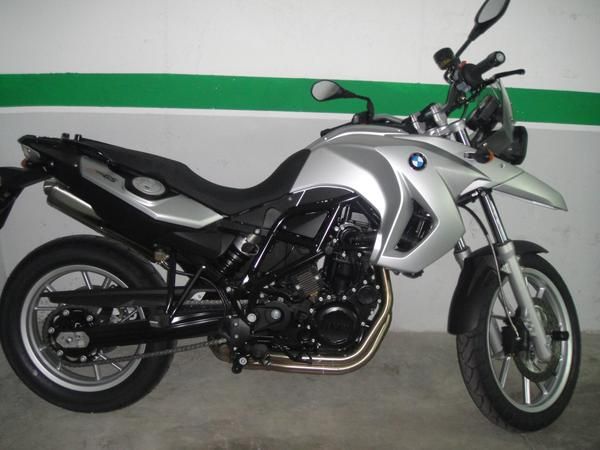 VENDO BMW F650 GS  7.400   (90KM)