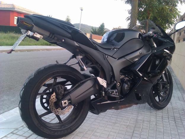 se vende kawasaki zx-6r ninja impecable por 4900€!!!!