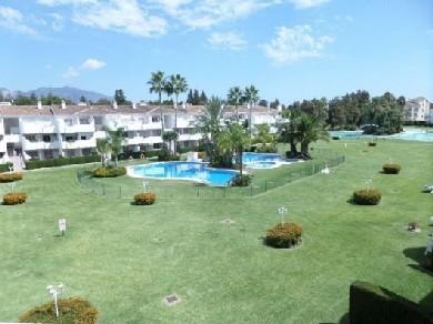 Apartamento con 2 dormitorios se vende en Mijas Costa, Costa del Sol