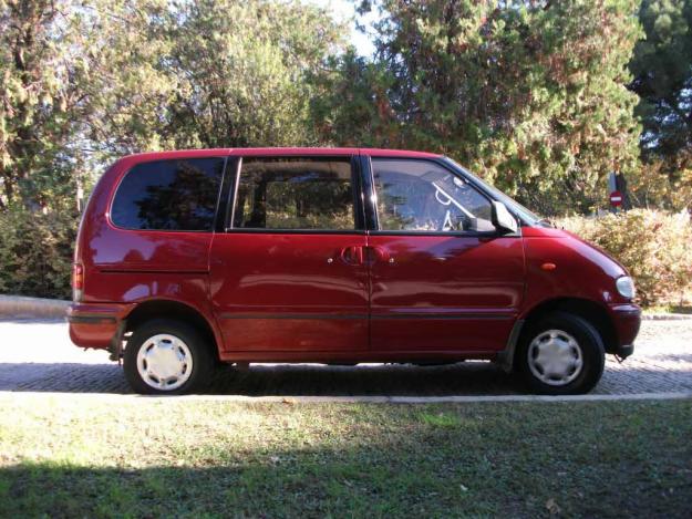 Vendo nissan Serena 2. 0 Diezel