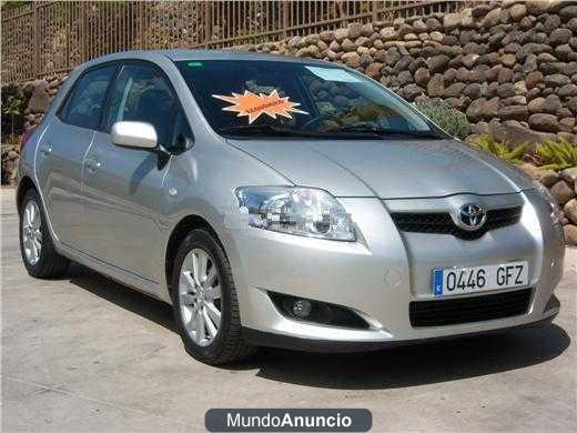 Toyota Auris 1.4 VVTi Auris