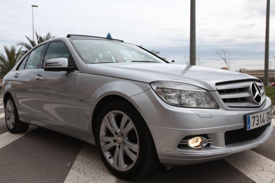 Cdi blueefficiency avantgarde + techo panorámico + xenon + piel mixta +136cv