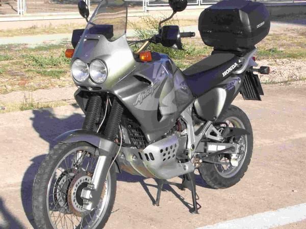 HONDA XRV 750 Africa Twin rd07