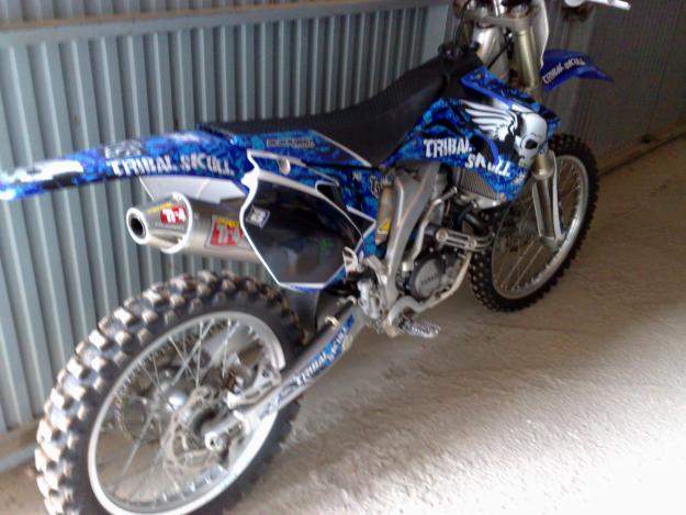 se vende  yamaha yzf 250 del 2008