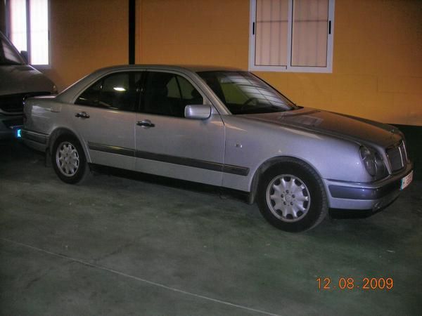 SE VENDE MERCEDES BENZ 300 ELEGANDE TURBODIESEL