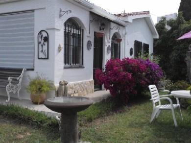 Chalet con 2 dormitorios se vende en Fuengirola, Costa del Sol