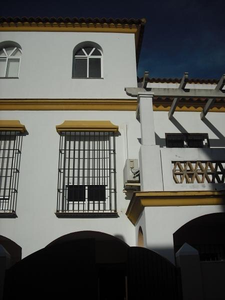 Casa adosada en Brenes