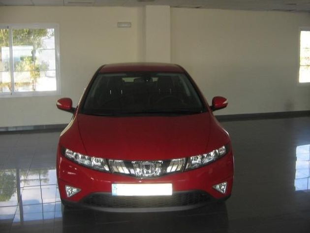 HONDA CIVIC 1.8 I-VTEC SPORT