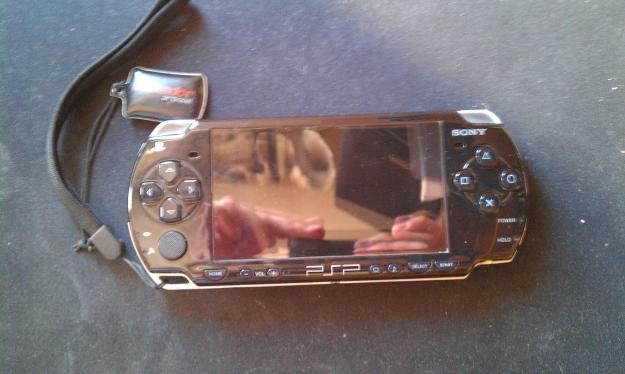 Vendo PsP + 2 M-Stick (1gb+4gb)