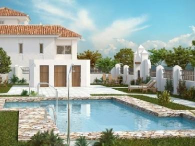 Apartamento con 2 dormitorios se vende en Marbella, Costa del Sol