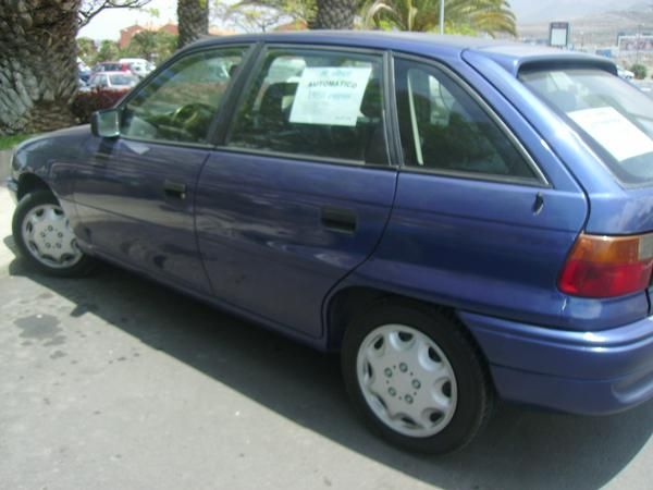 se vende opel astra AUTOMATICO