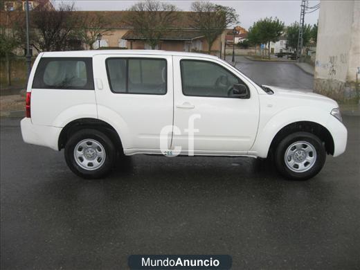 NISSAN PATHFINDER AÑO 2006 7 PLAZAS NAVEGADOR 15.999